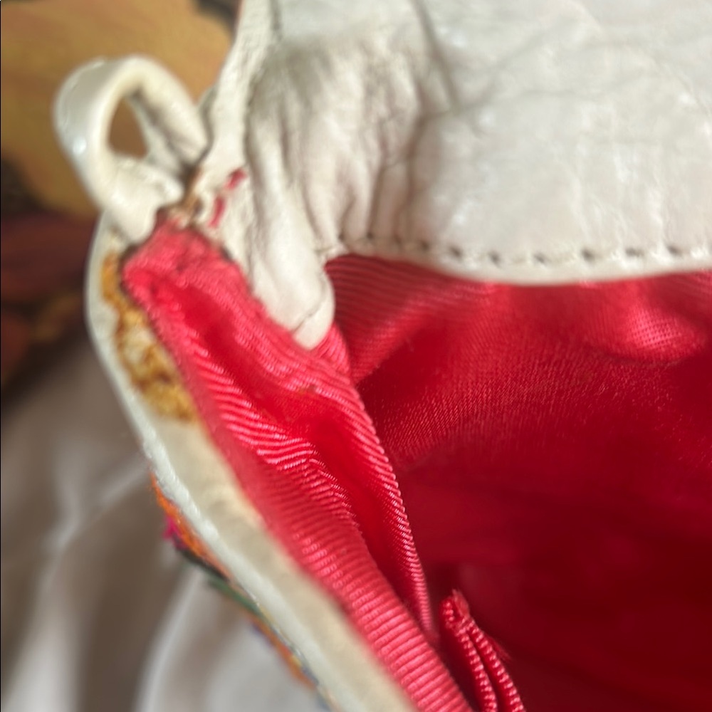 Boho!! Colorful Embroidered Women's Clutch - Picture 6 of 9